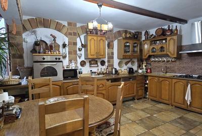 Hotel/Pensiune, de 347 mp, în Eforie Nord - 19