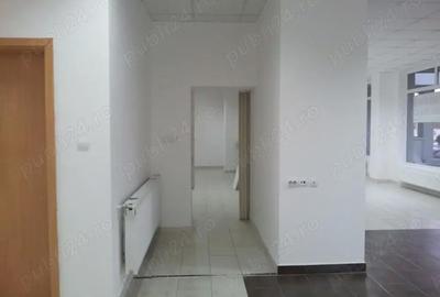 Spațiu comercial, de 200 mp, în Central - 5