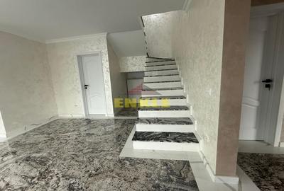Casă individuală cu 5 camere cu Canalizare în Central - 3