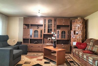 Casă cu 5 camere cu Teren 1000 Mp în Central - 2