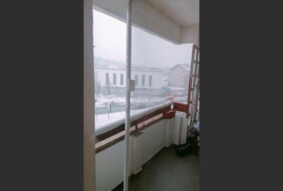 Apartament zona centrala Turda, bloc cu lift, 4 camere,fārā comision ! - 11