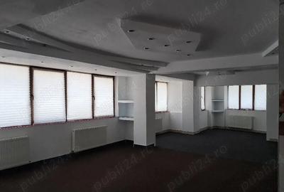 Spațiu comercial, de 95 mp, în Berceni - 2