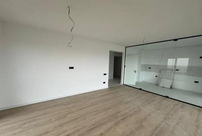 Apartament cu 3 camere decomandat în Titan - 3