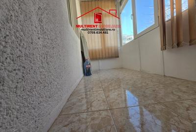 Apartament cu 2 camere decomandat în E3 - 17