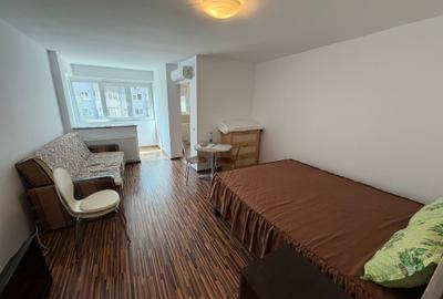 Garsonieră decomandată, mobilată în Titan - 1