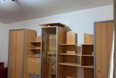 Garsonieră decomandată în P-ța Doina - 3