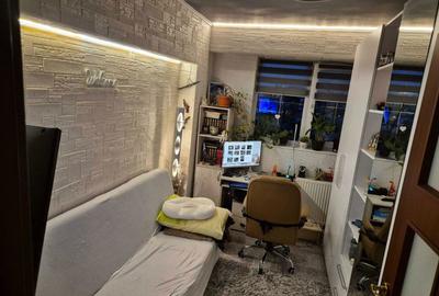 Apartament cu 4 camere decomandat în Piața Centrală - 4