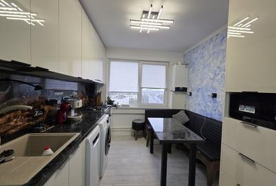 Apartament cu 3 camere semidecomandat, mobilat în 1 Decembrie 1918