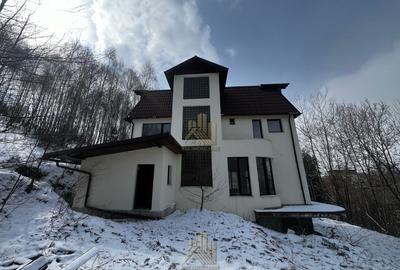 Casa/Vila de vanzare in Moieciu de jos, Drumul Carului 10 camere - 3