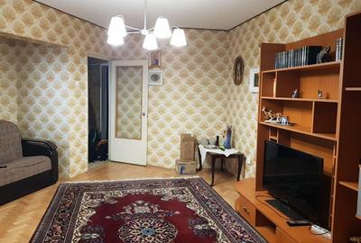 Apartament cu 3 camere decomandat în Călărași - 8