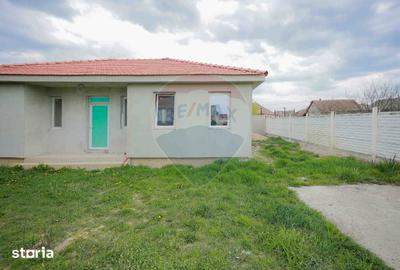 Casă cu 3 camere cu Teren 455 Mp în Sânmartin - 3