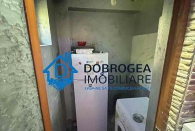 Apartament cu 2 camere nedecomandat, mobilat în Central