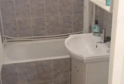 I proprietar inchiriez apartament 2 camere in Resita - 2