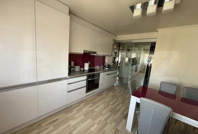 Apartament cu 2 camere decomandat în Carpați 2 - 5