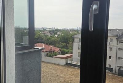 Vand apartament 4 camere cu teresa generoasa si loc de parcare - 16
