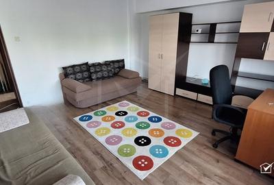 Inchiriere 2 camere confort sporit, etaj 1, zona Calvaria, USAMV - 2