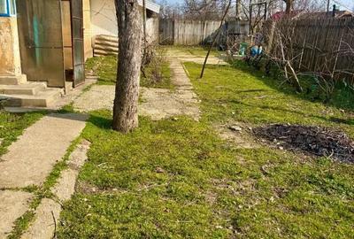 Casă cu 3 camere cu Teren 1000 Mp în Vădăstrița - 1