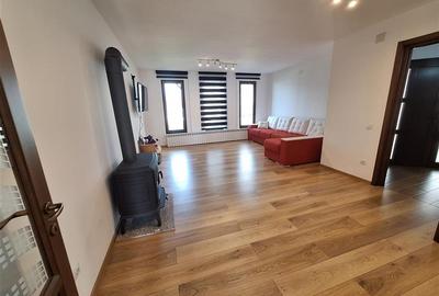 Casă individuală cu 4 camere cu Teren 1000 Mp în 9 Mai - 4