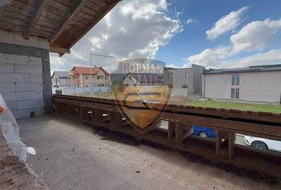 Casa 4 camere, P+M , Valul lui Traian, la gri teren 337 mp, garaj - 8