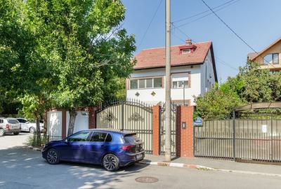 De inchiriat - Casa pentru sediu de firma / birouri - Sector 4 - 17