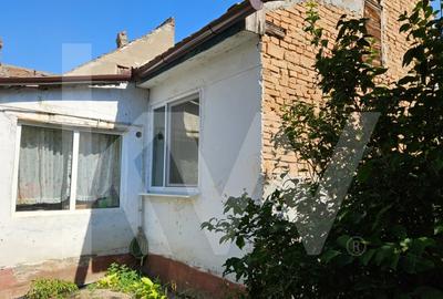 Casa individuala compusa din doua apartamente, cu teren liber de 540 mp - 18