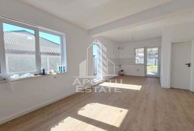 Casă cu 3 camere cu Canalizare în Șag