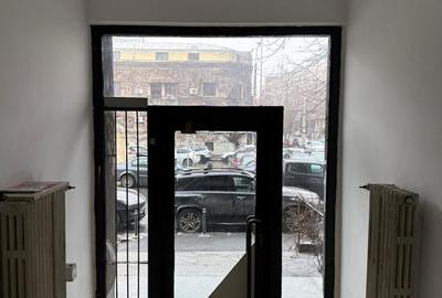 Apartament cu 3 camere, mobilat în Central - 2