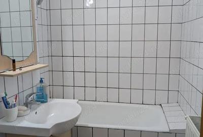 Apartament cu 3 camere în Central - 1