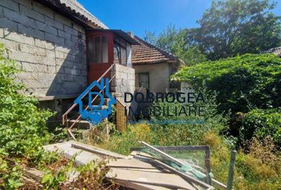 ZONA CENTRALA- CASA BATRANEASCA, TEREN 490 MP, DESCHIDERE 2 - 4