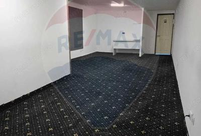 Spa?iu de birouri/comercial de 45mp de inchiriat in zona Nicolina - 1