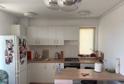 Apartament de vânzare cu două camere și loc de parcare în complex comercial Esti - 6