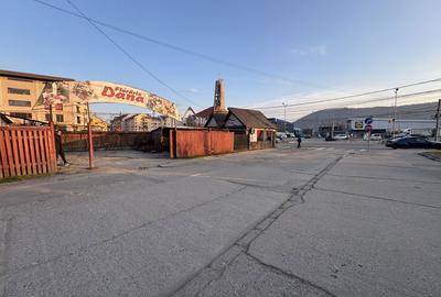 Spațiu comercial, de 70 mp, în Central - 3