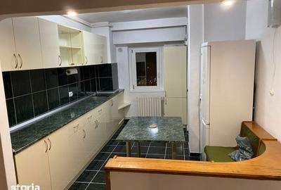 Apartament cu 3 camere decomandat în Tomis III - 8