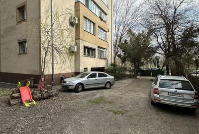 Apartament cu 2 camere decomandat în Domenii