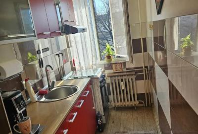 Vand apartament 2 camere - 1