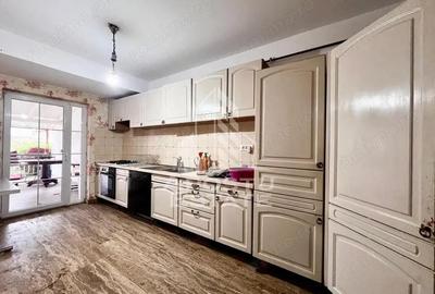 Jumatate de Duplex, 5 camere, 4 bai,curte, Mosnita Noua - 4