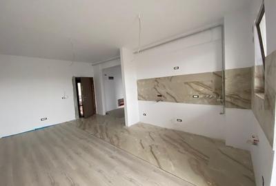 Giroc-ESO | 3 Camere | Curte proprie | Bloc cu Lift - 2