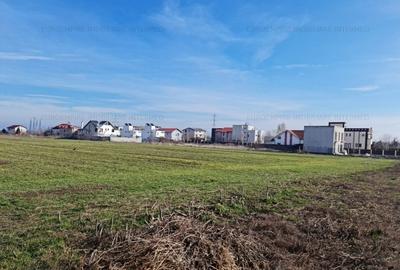 Teren Construcții intravilan de 600 mp, în Nord - 3