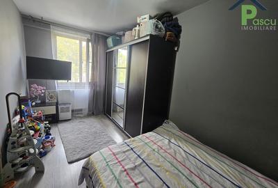 Eroii Revolutiei, Caporal Usurelu - 5