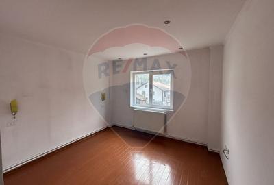 Apartament cu 3 camere în Central - 7