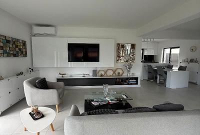 Casă cu 2 camere cu Teren 498 Mp în Cetate - 1