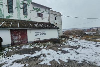 Spațiu comercial, de 600 mp, în Central - 2