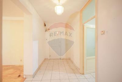 Apartament cu 3 camere decomandat în Calea Aradului - 2