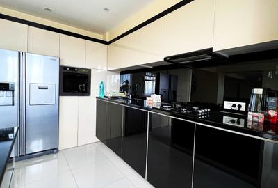 Penthouse spectaculos Tomis Plus - 11