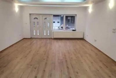 Spatiu in vila ,Aparatorii Patriei,birouri ,sediu firma, clinica medicala - 3