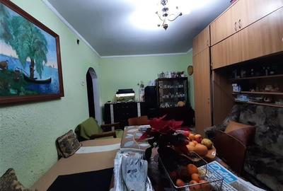 Apartament 4 camere de vanzare Str. Alunisului Tulcea - 2