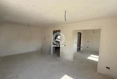 Casă cu Teren 400 Mp în Central - 5