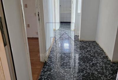 Apartament cu 3 camere decomandat în Sălaj - 11