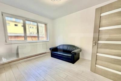 Apartament cu 2 camere decomandat în Central - 2