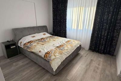 Apartament cu 3 camere în Cârcea